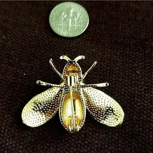 Honey Bee rhinestones gold Brooch - Picture 4 of 4
